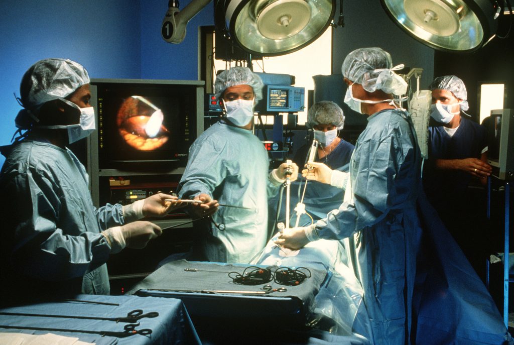 Complete Overview of Surgical Displays